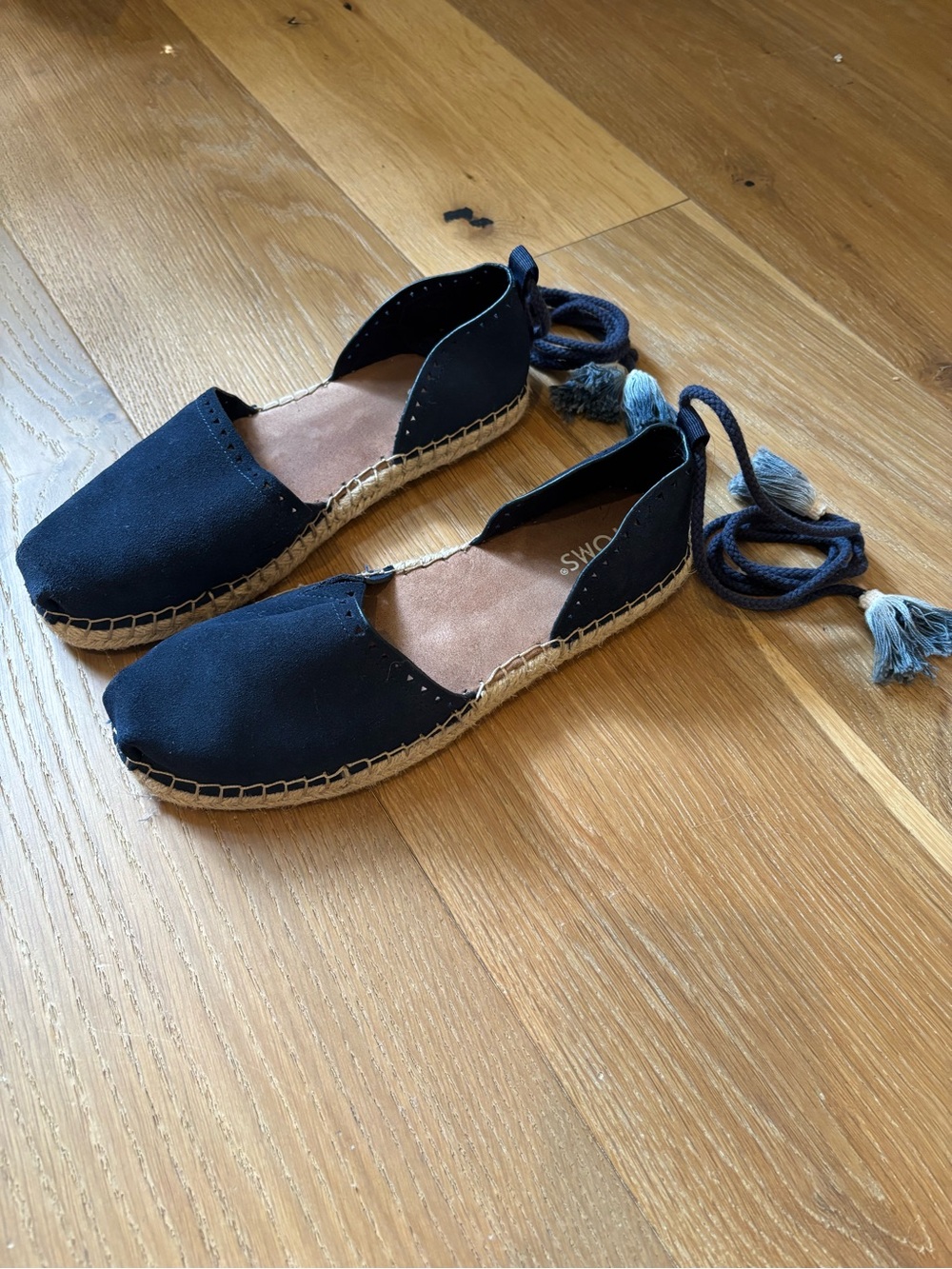 TOMS Women's Navy Espadrille Lace-Up Flats 7.5
